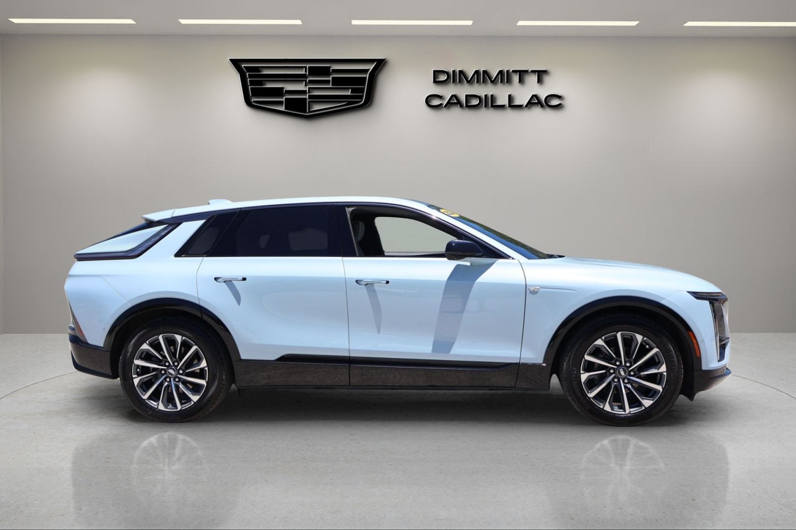 2024 Cadillac LYRIQ Sport