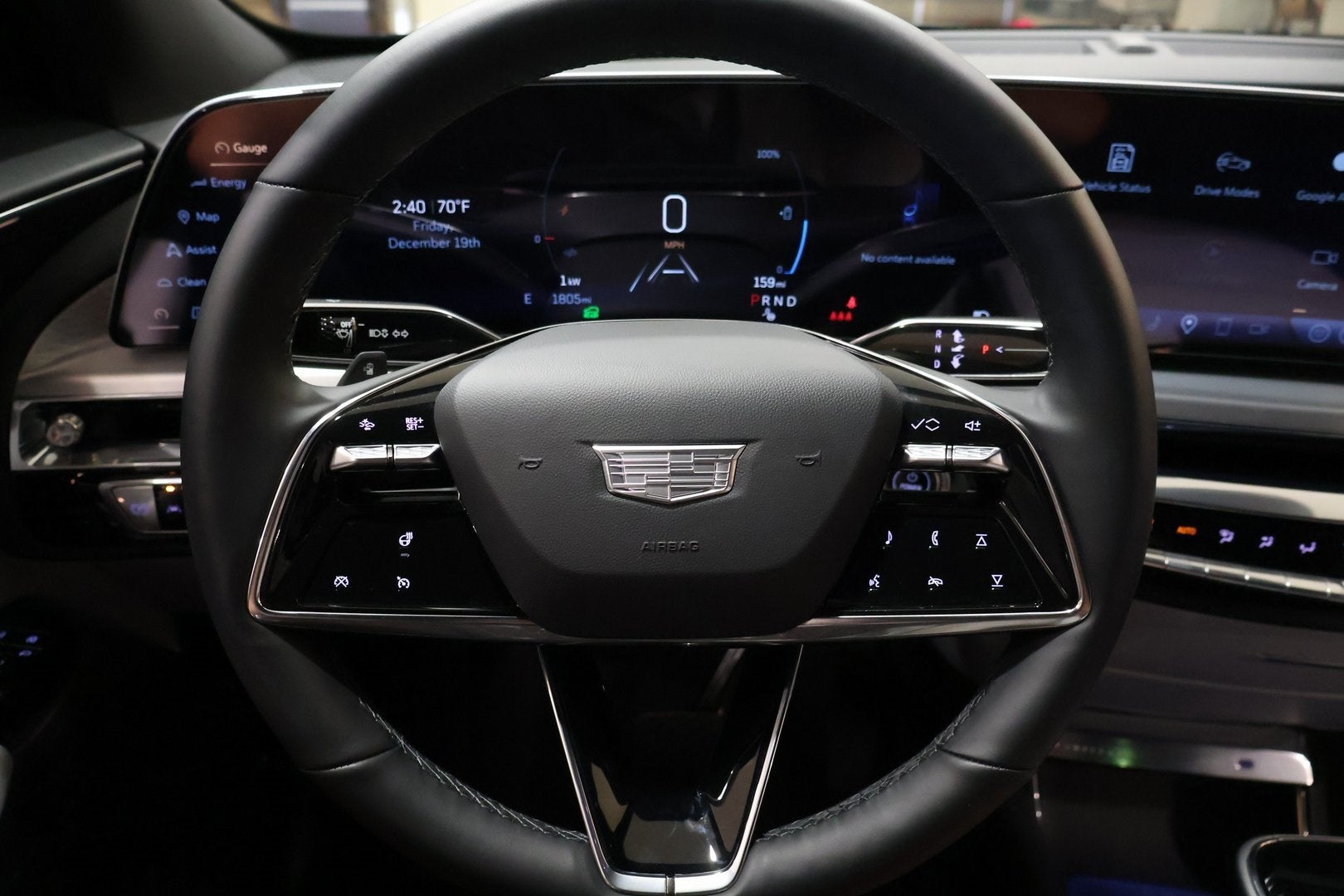 2025 Cadillac LYRIQ Sport