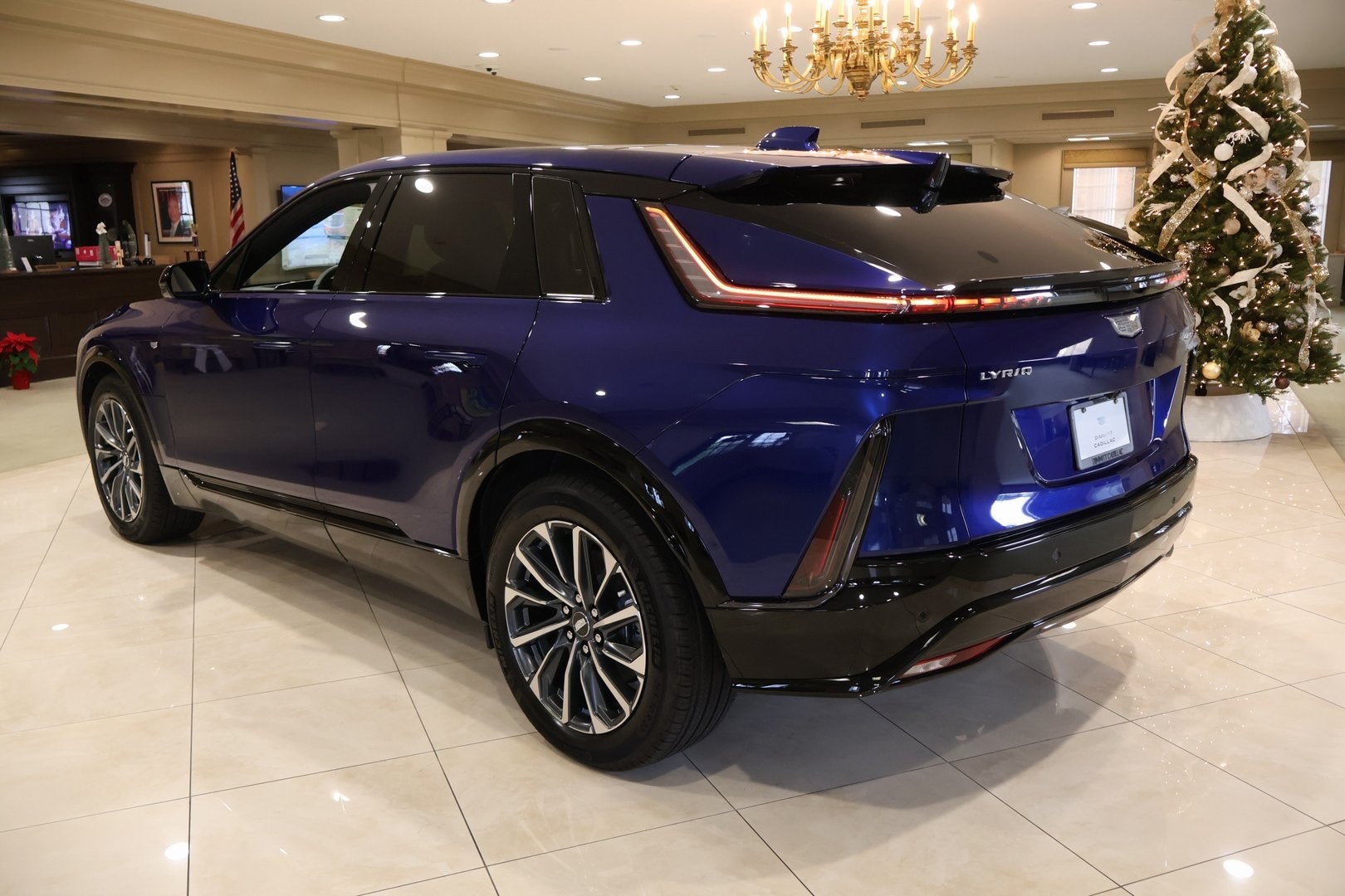 2025 Cadillac LYRIQ Sport