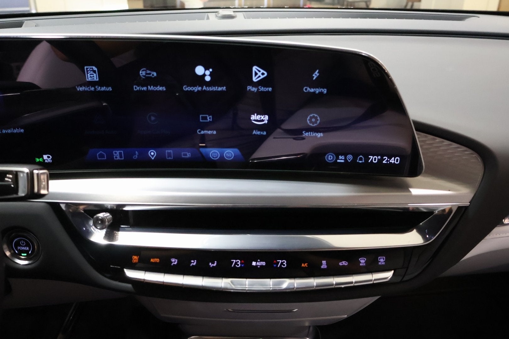 2025 Cadillac LYRIQ Sport