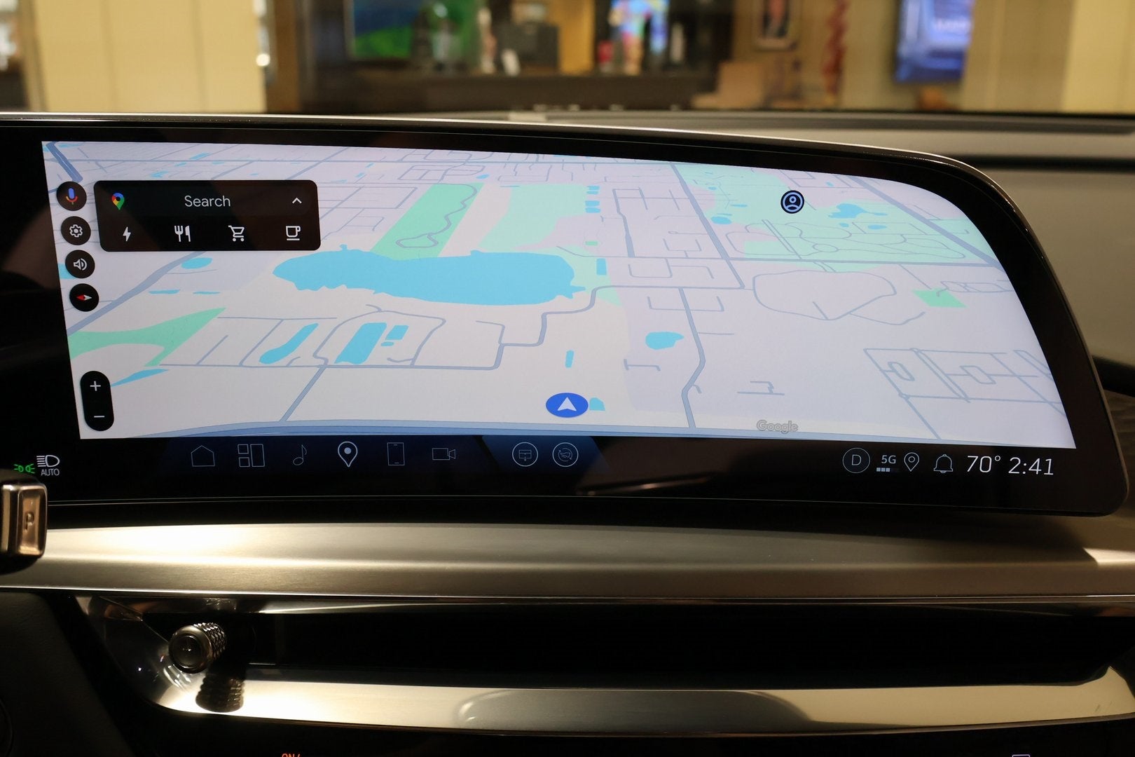 2025 Cadillac LYRIQ Sport