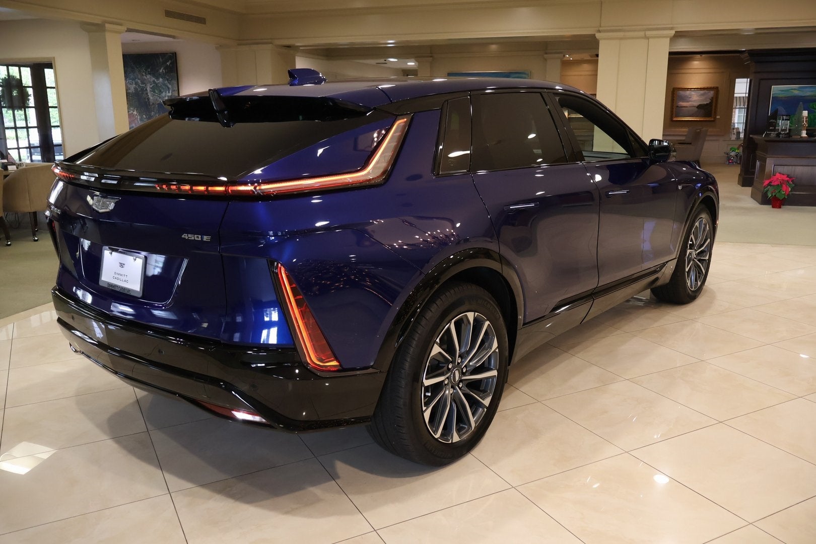 2025 Cadillac LYRIQ Sport