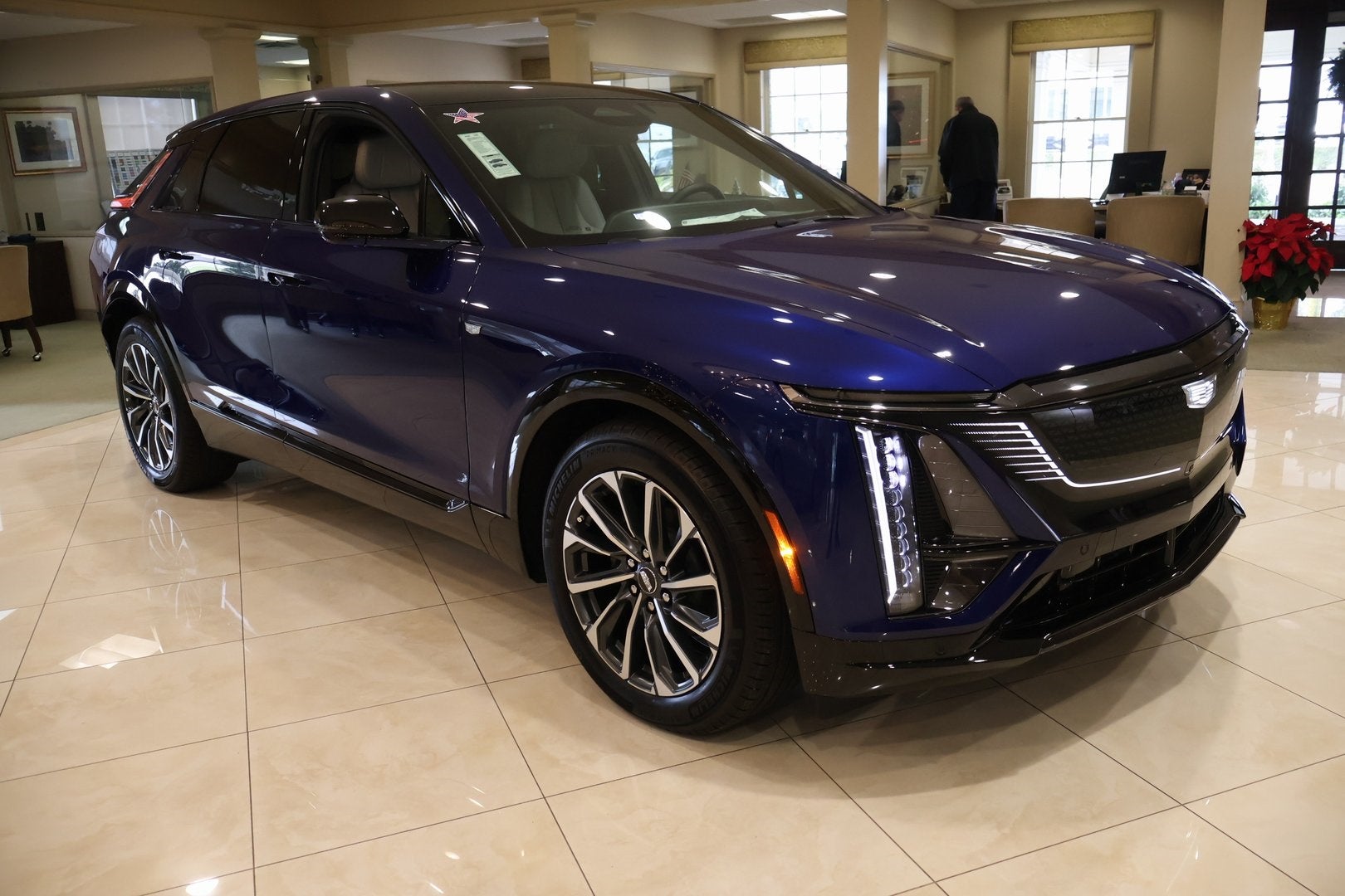 2025 Cadillac LYRIQ Sport