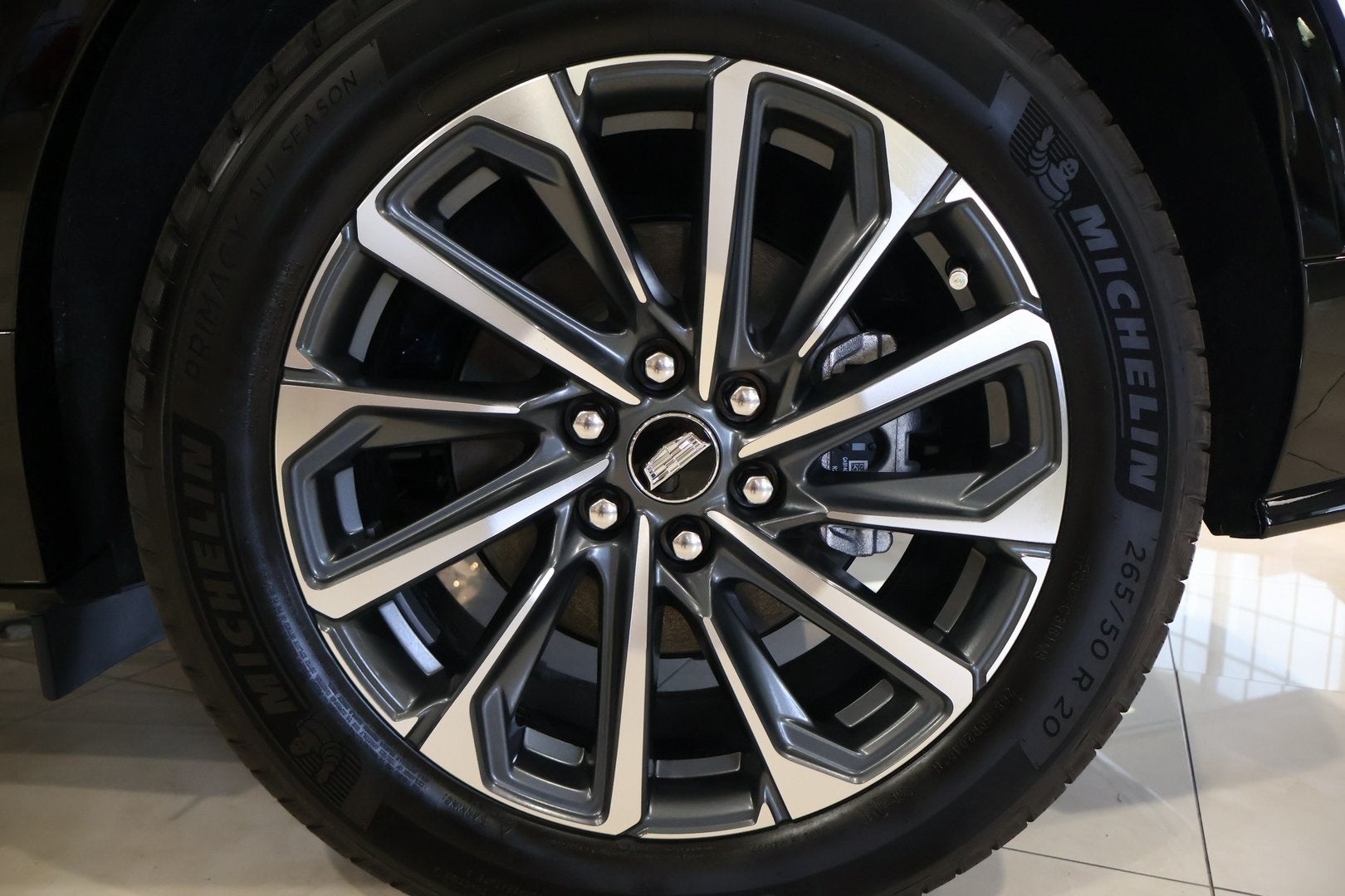 2025 Cadillac LYRIQ Sport