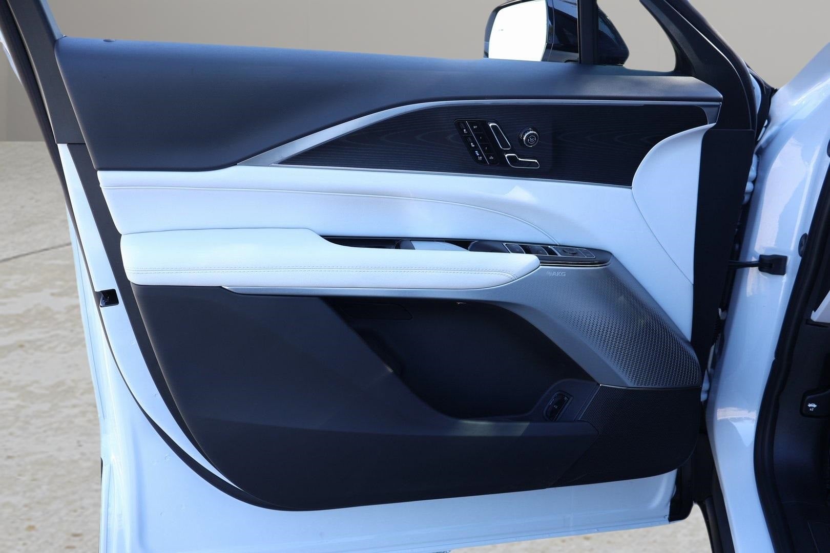 2026 Cadillac LYRIQ Premium Sport