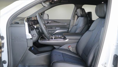 2026 Cadillac ESCALADE IQL Sport