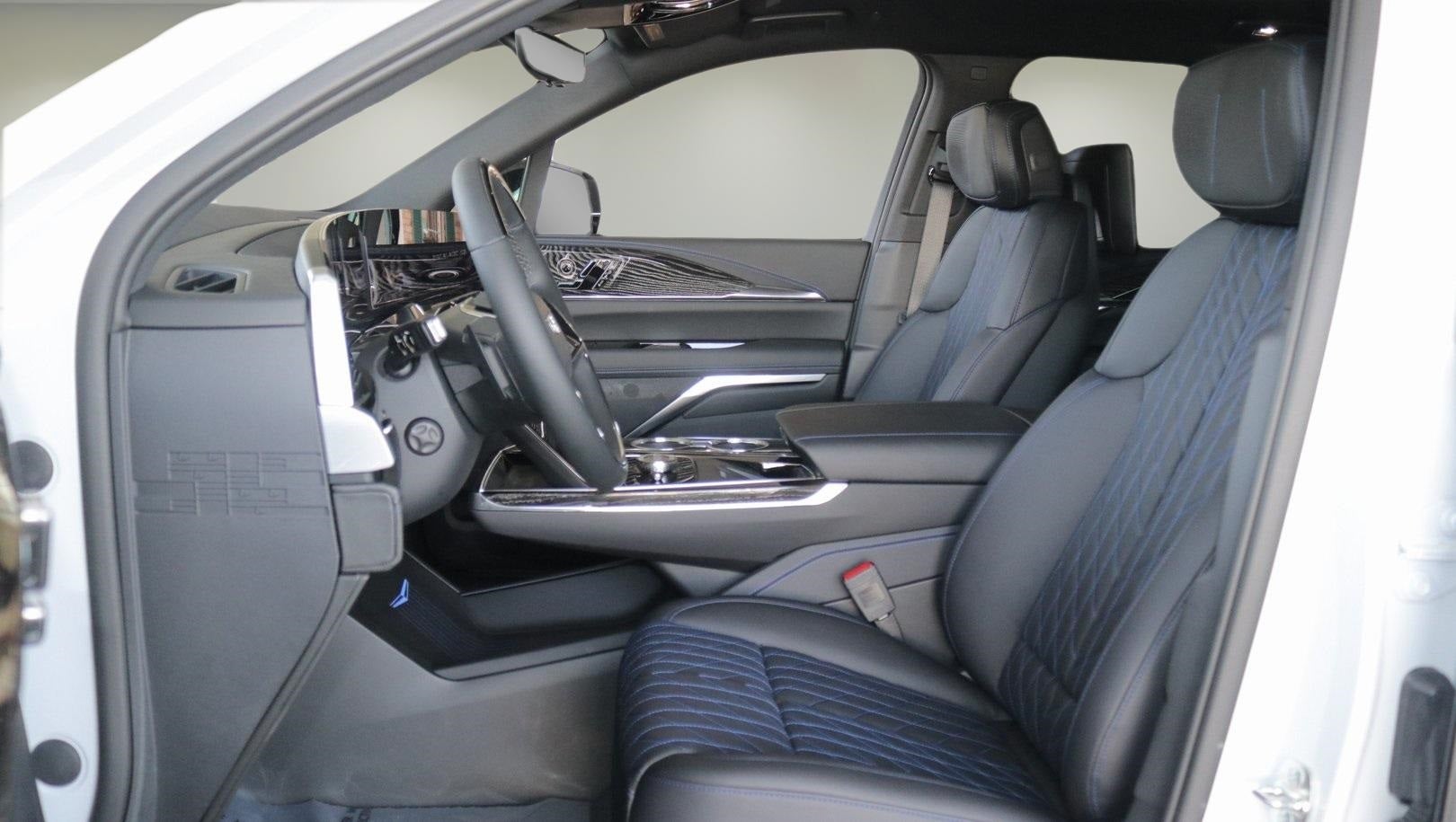 2026 Cadillac ESCALADE IQL Sport