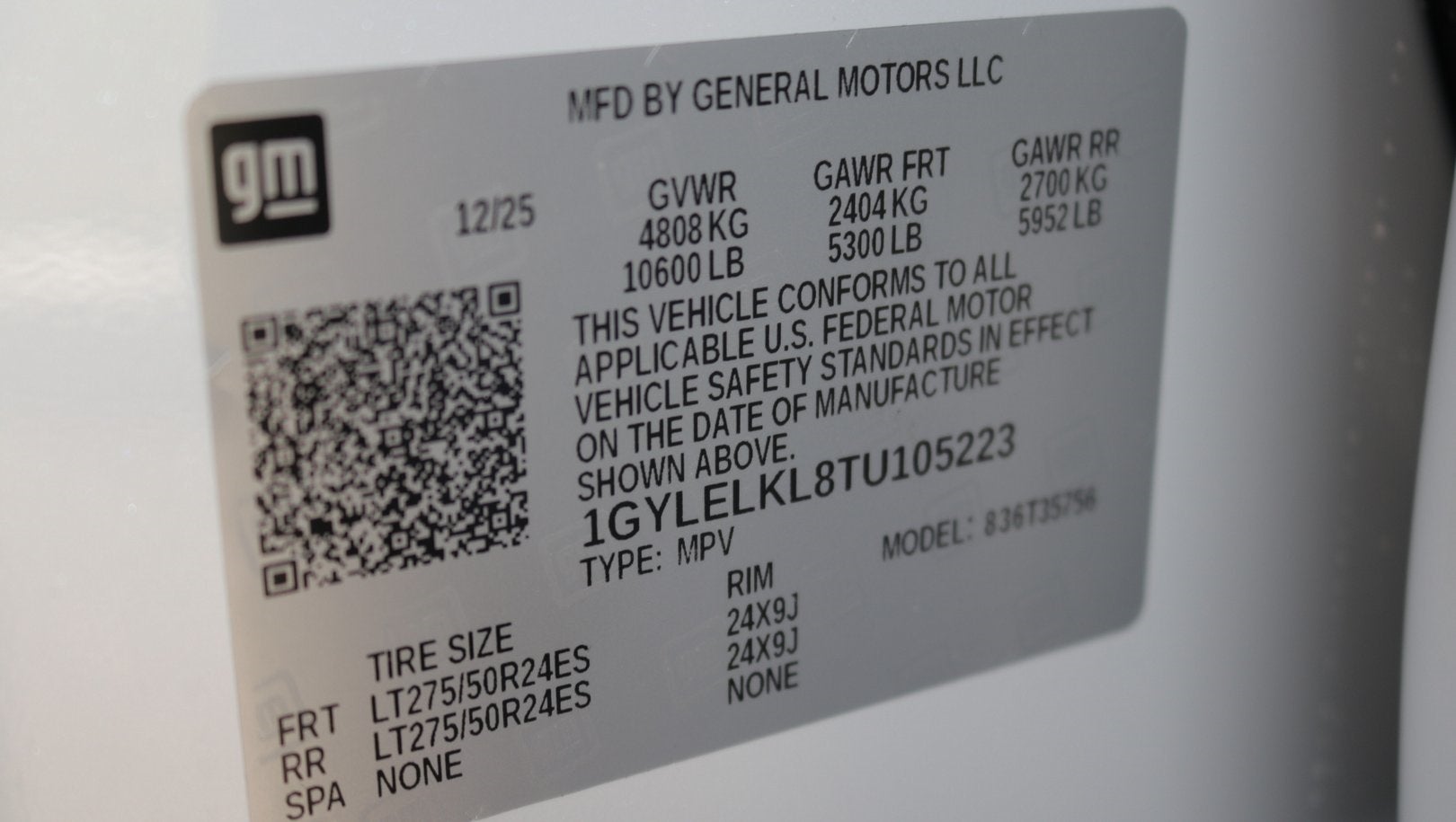 2026 Cadillac ESCALADE IQL Sport