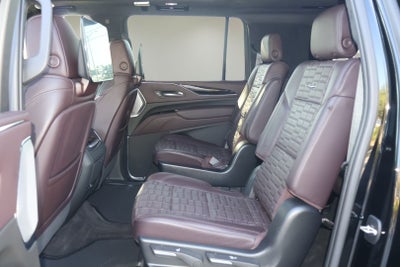 2022 Cadillac Escalade ESV Sport Platinum