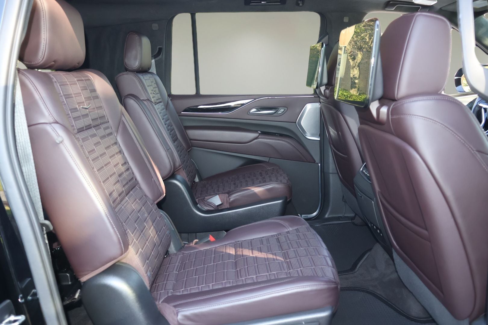 2022 Cadillac Escalade ESV Sport Platinum