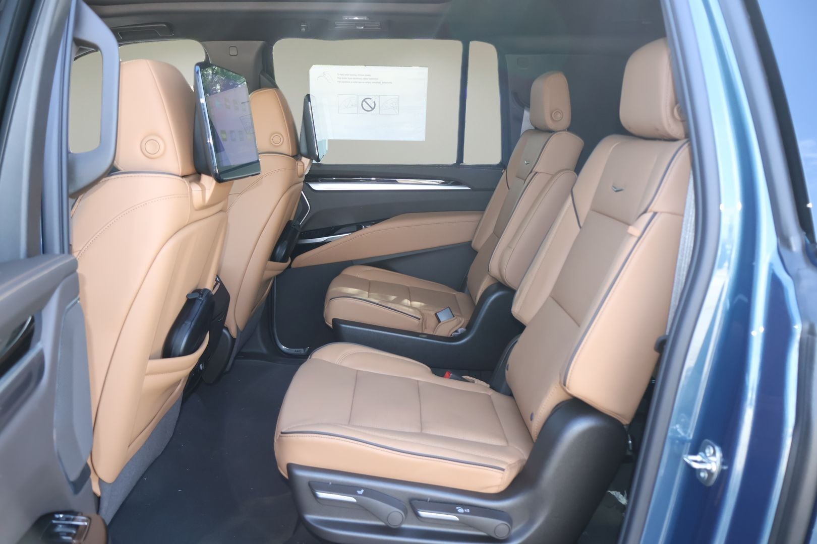2026 Cadillac Escalade ESV Luxury