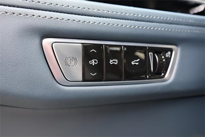 2025 Cadillac ESCALADE IQ Sport 2