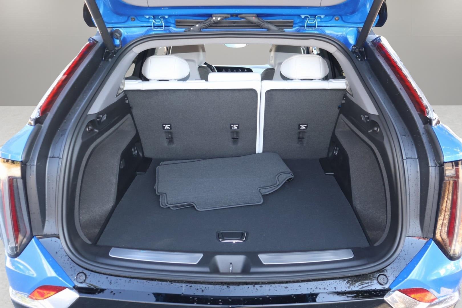 2026 Cadillac OPTIQ Luxury