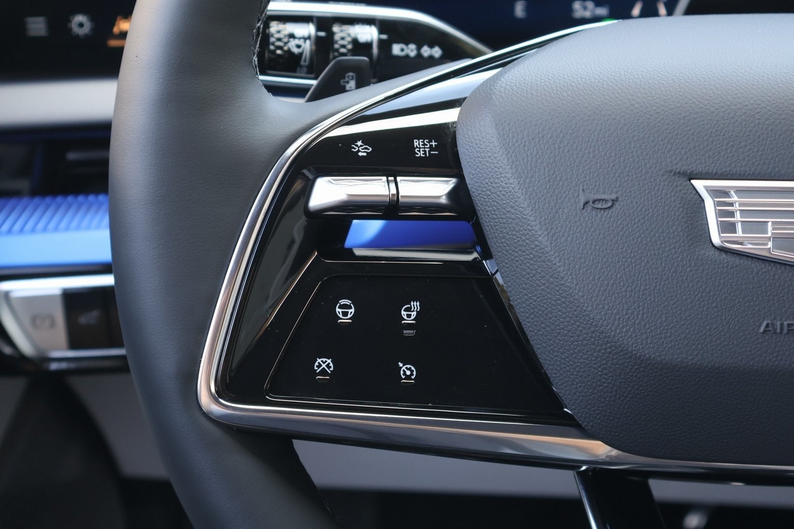 2026 Cadillac OPTIQ Luxury