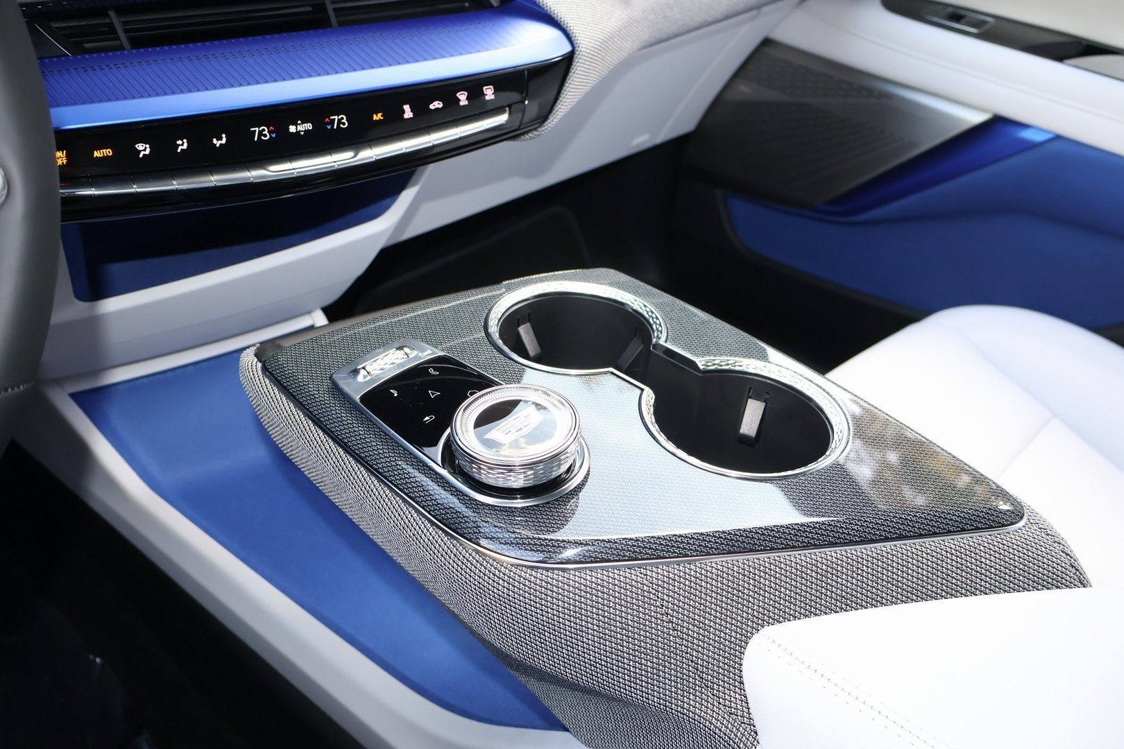 2026 Cadillac OPTIQ Luxury