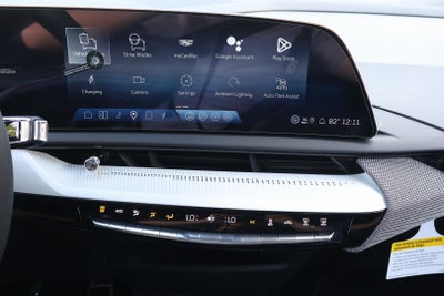 2026 Cadillac OPTIQ Luxury