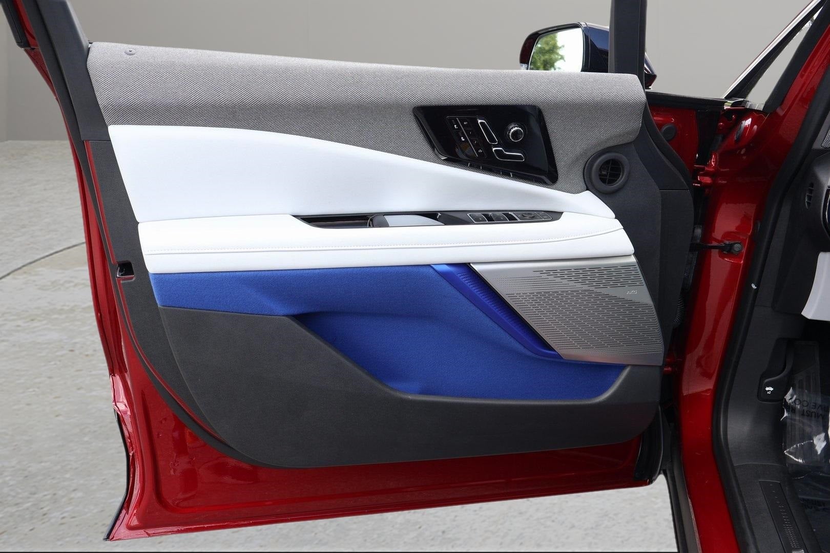 2025 Cadillac OPTIQ Luxury