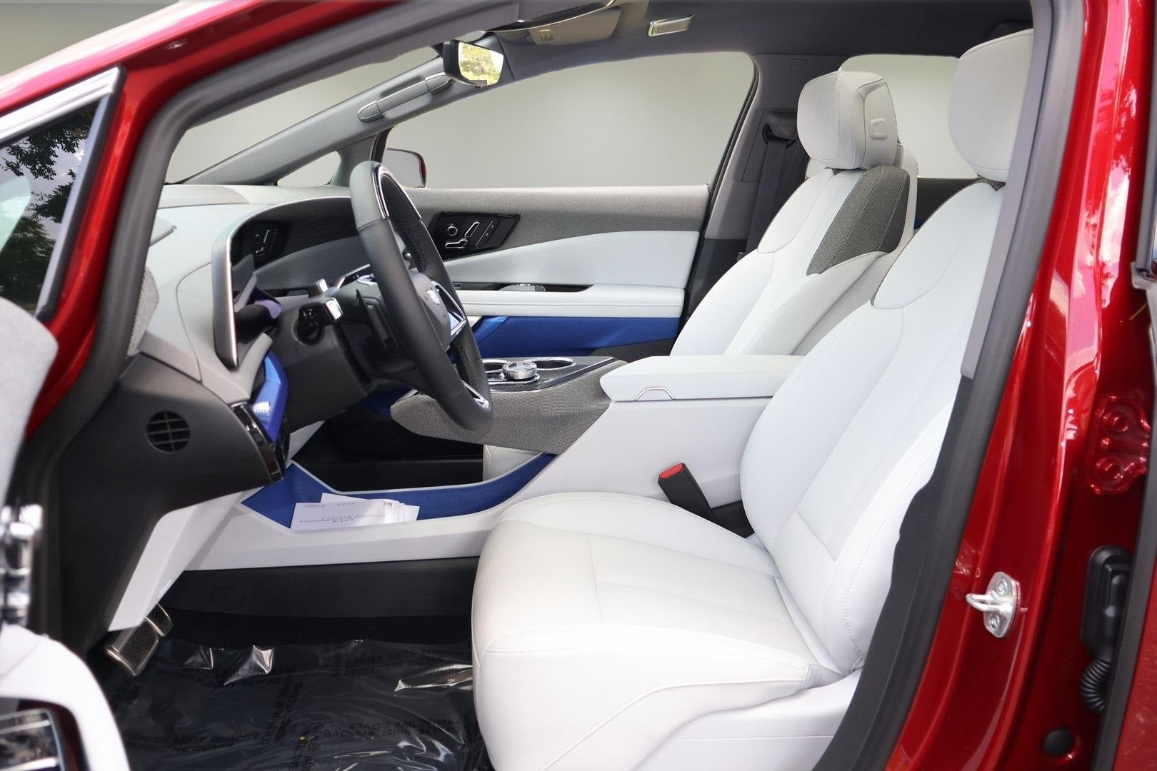 2025 Cadillac OPTIQ Luxury