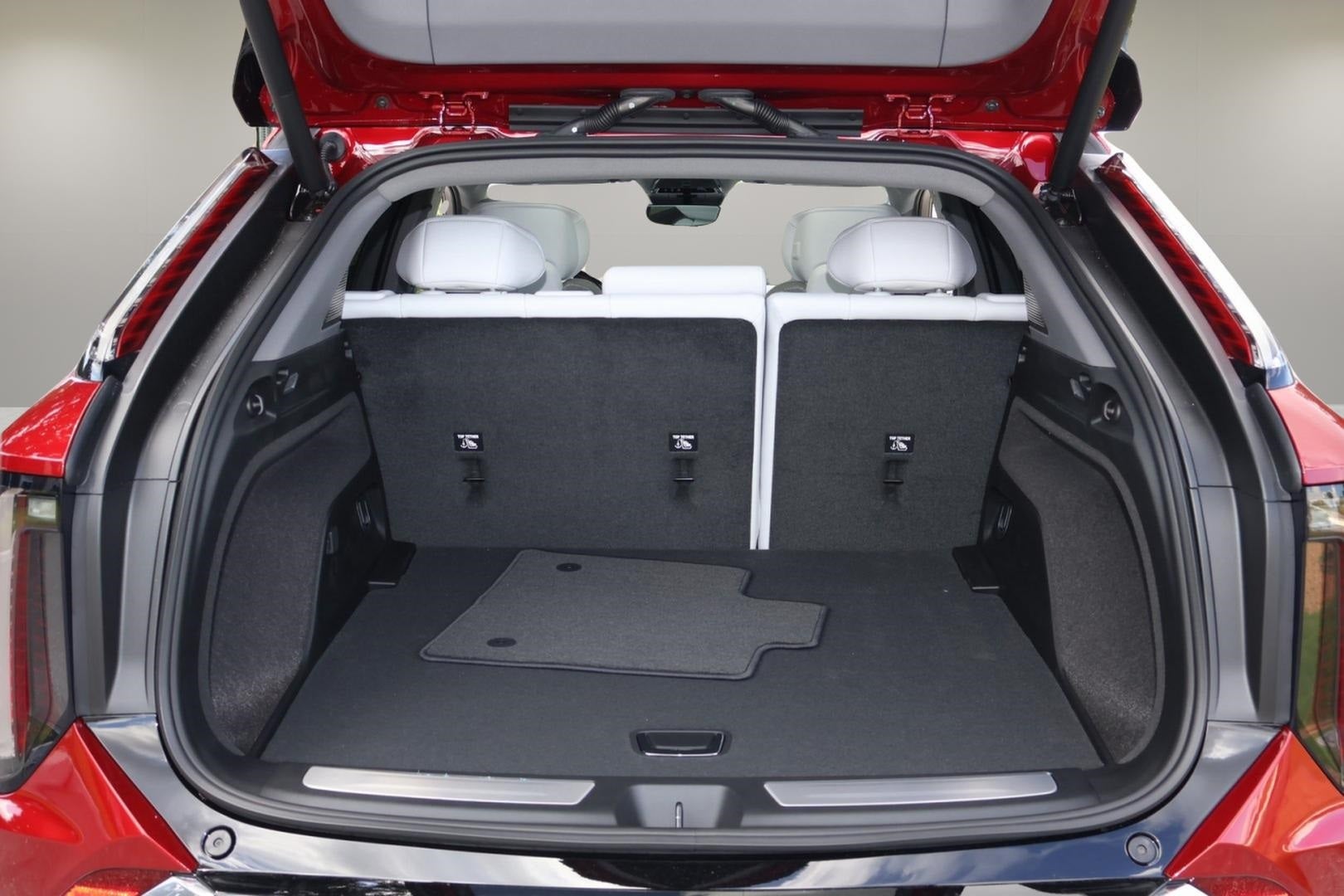 2025 Cadillac OPTIQ Luxury