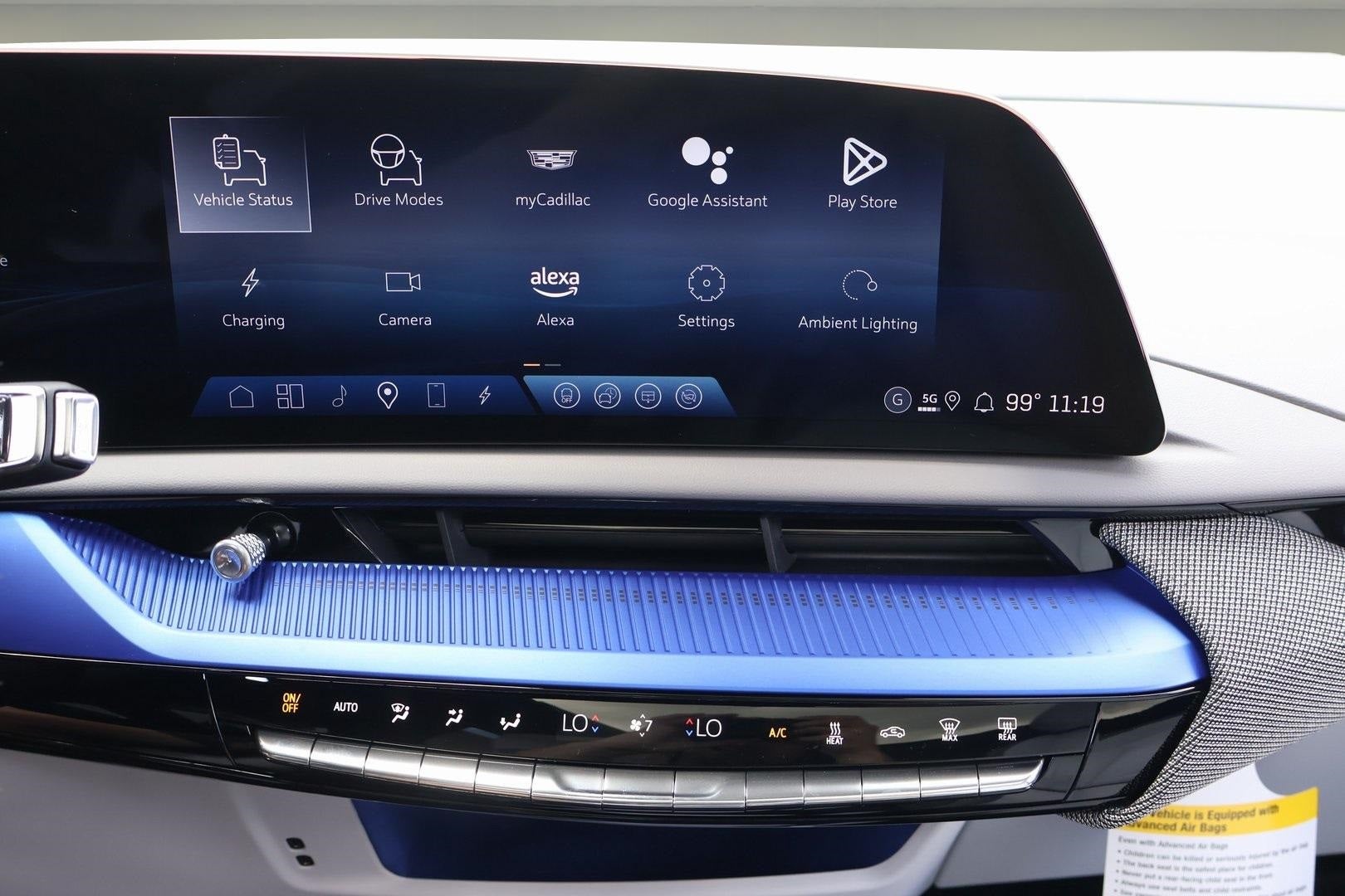 2025 Cadillac OPTIQ Luxury