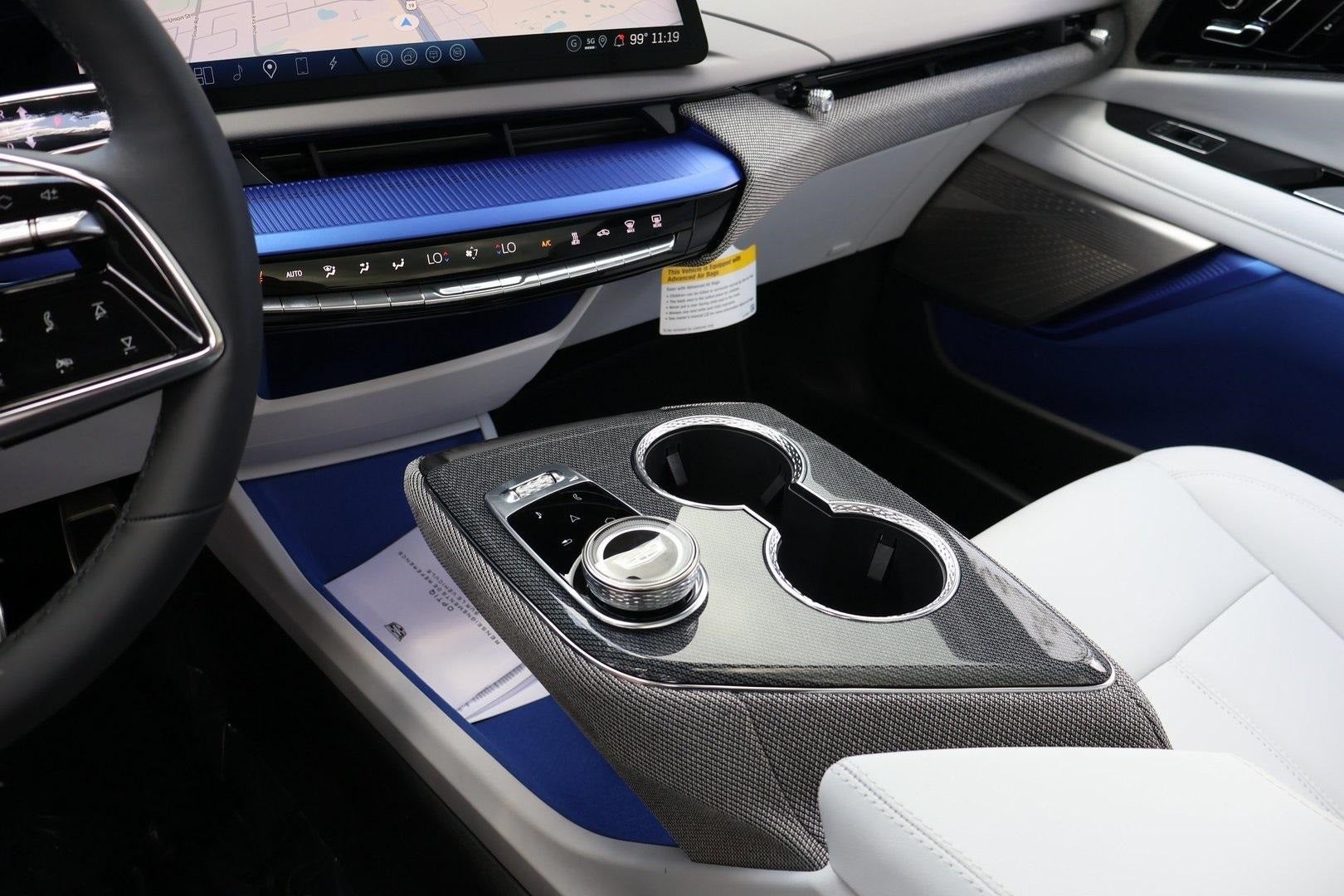 2025 Cadillac OPTIQ Luxury