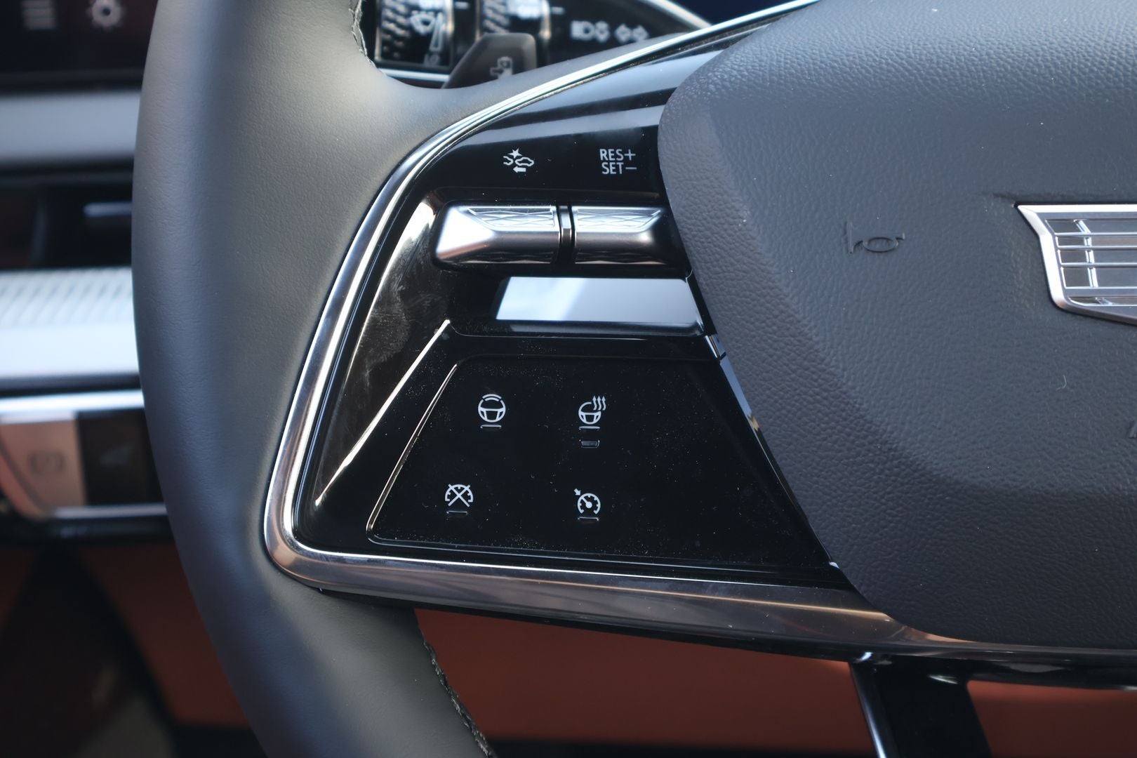 2026 Cadillac OPTIQ Premium Sport