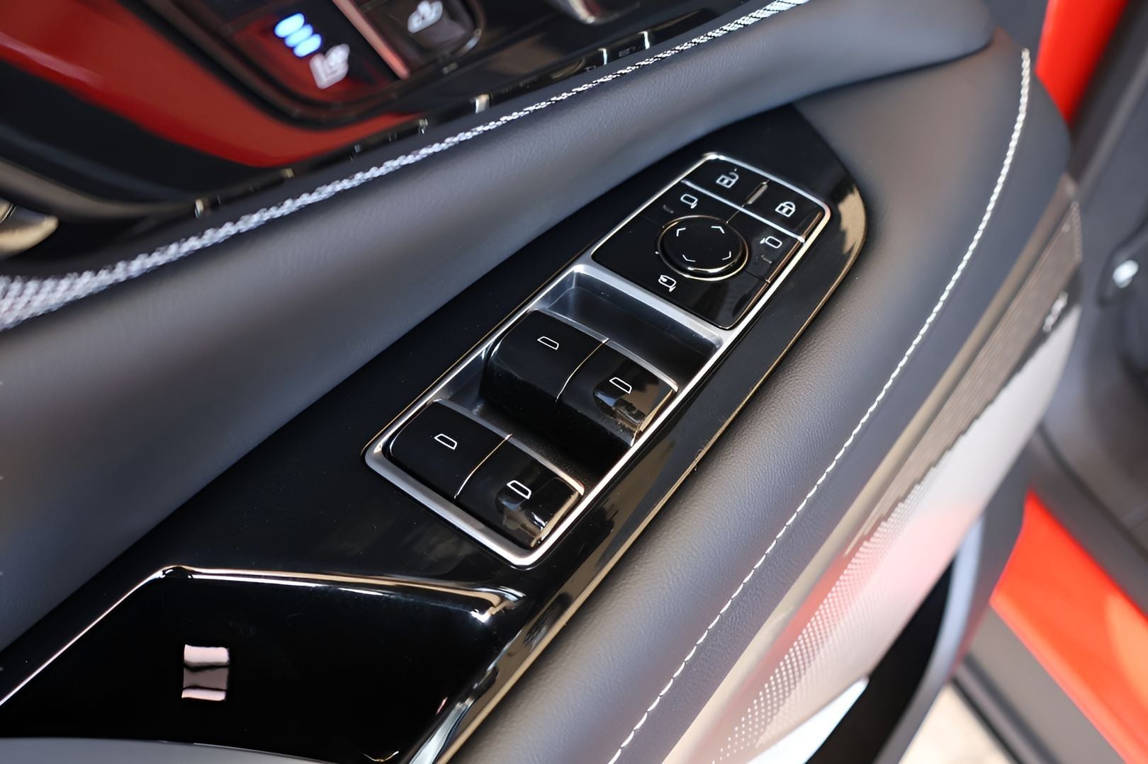 2026 Cadillac OPTIQ Premium Sport