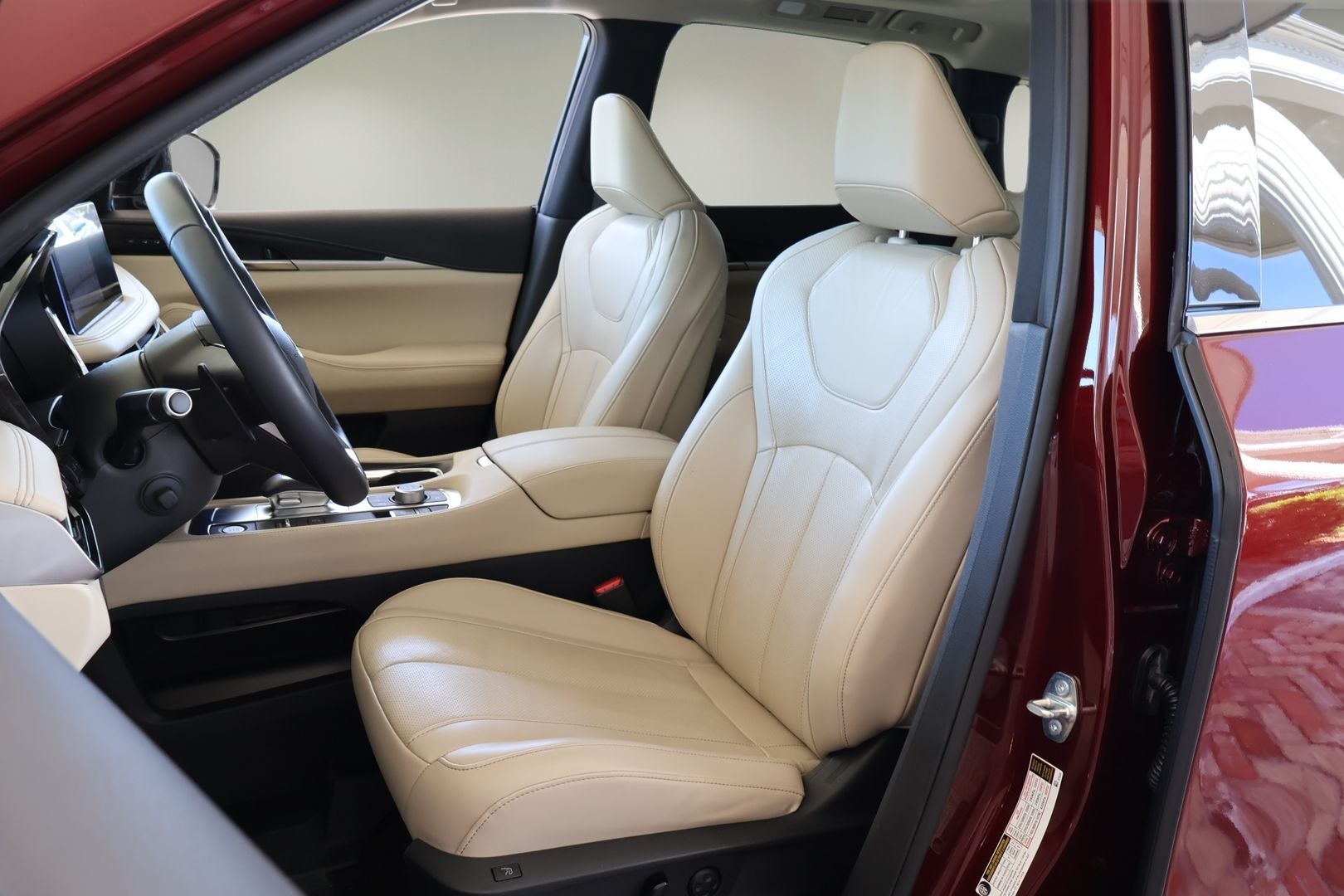 2023 INFINITI QX60 Sensory