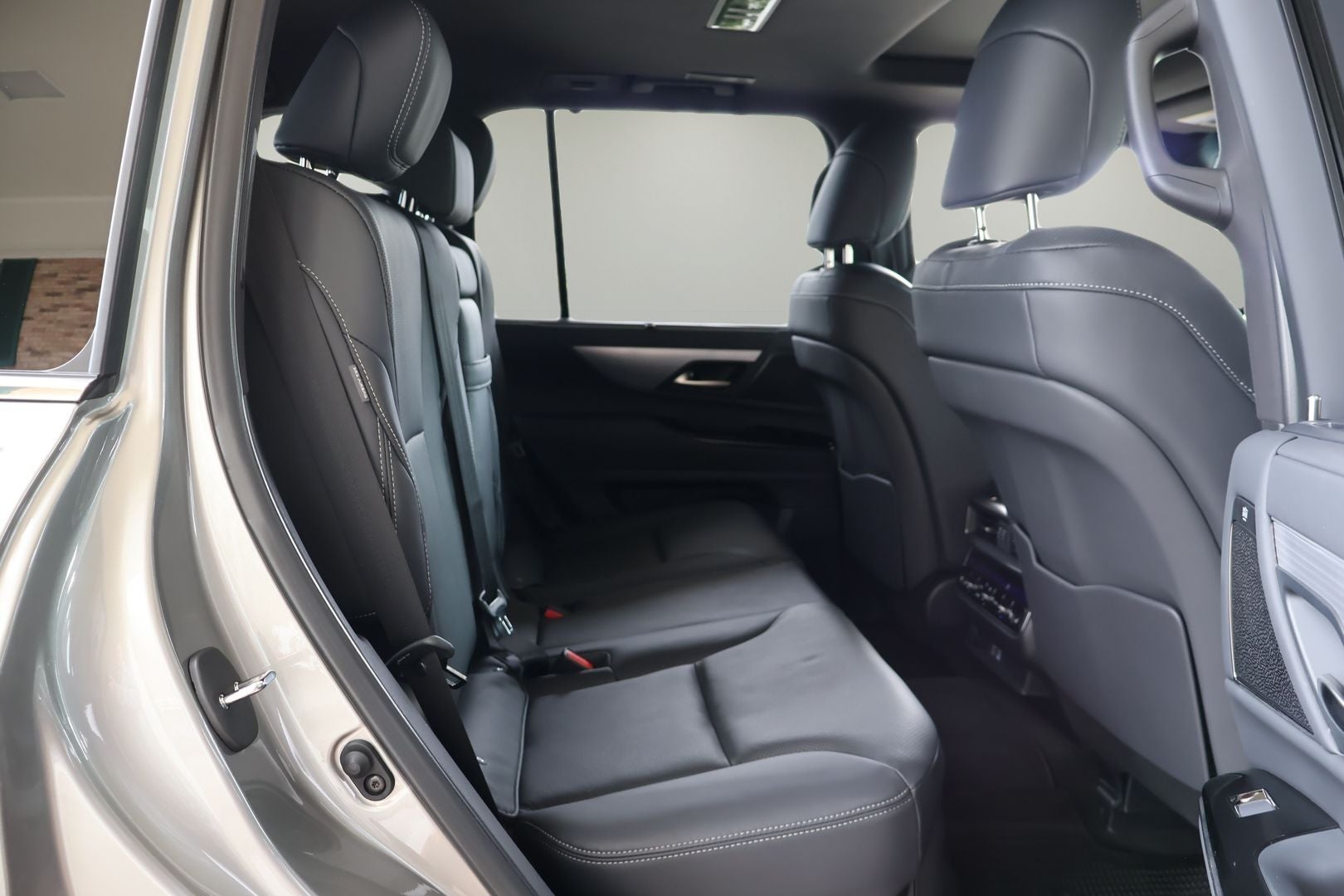 2024 Lexus LX 600 F SPORT