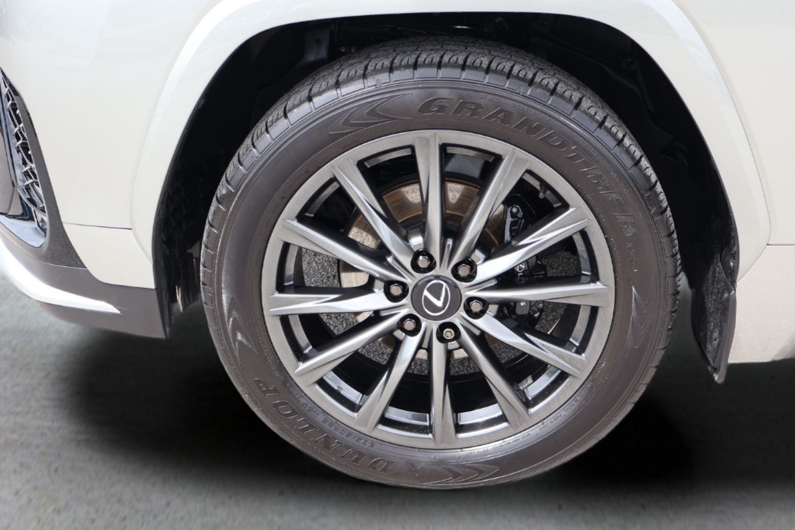 2024 Lexus LX 600 F SPORT