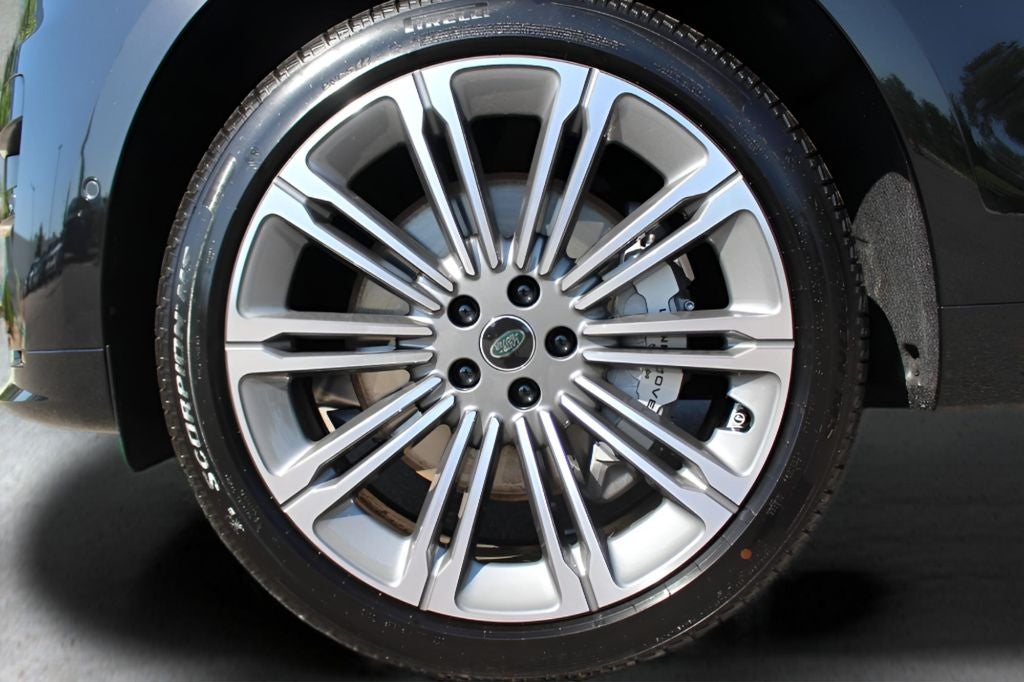 2025 Land Rover Range Rover Sport Dynamic SE