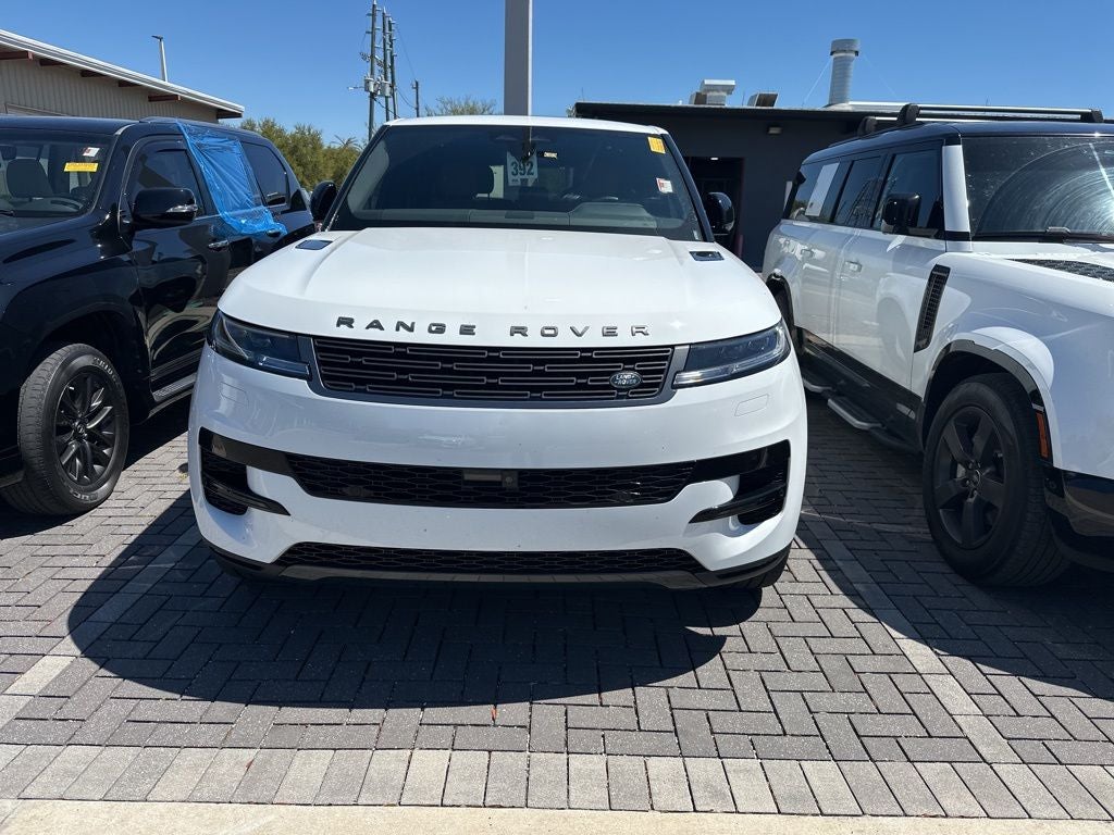 2025 Land Rover Range Rover Sport SE