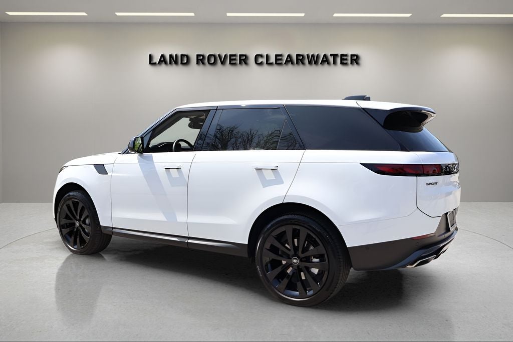 2025 Land Rover Range Rover Sport SE