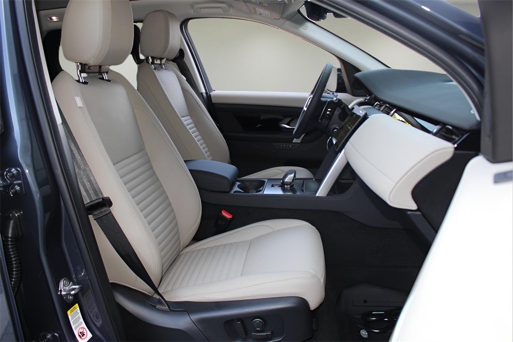 2025 Land Rover Discovery Sport S