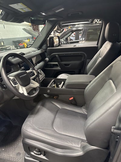 2023 Land Rover Defender 90 S