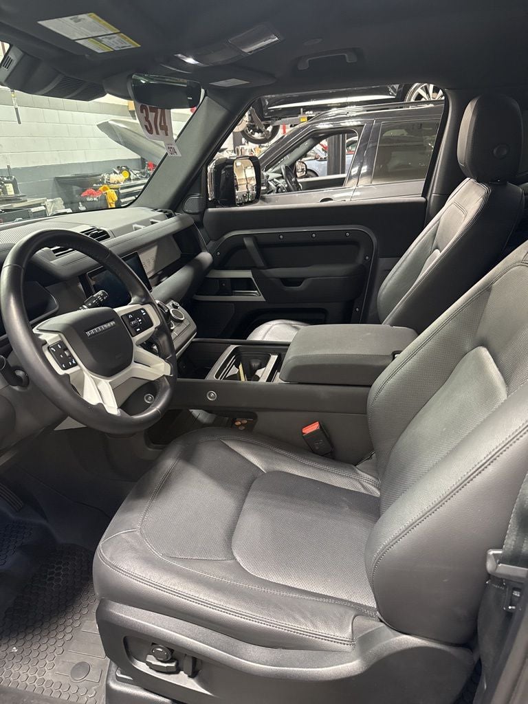 2023 Land Rover Defender 90 S