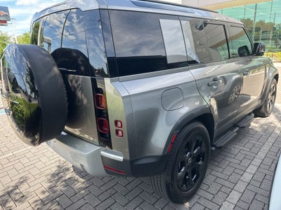 2025 Land Rover Defender 110 S