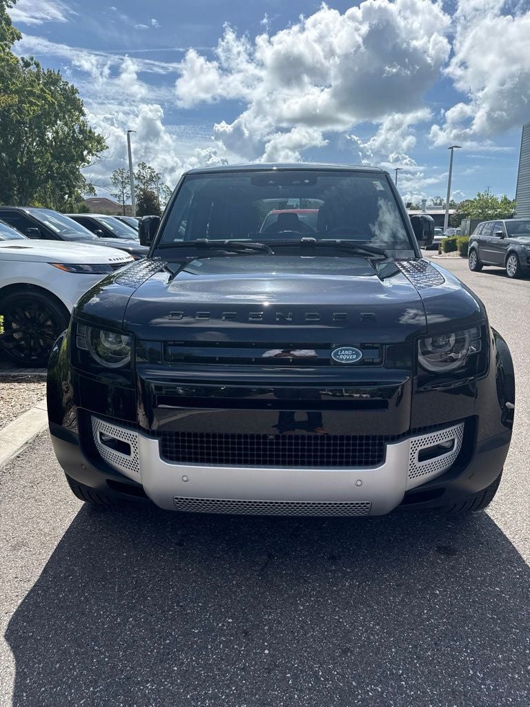 2025 Land Rover Defender 110 S