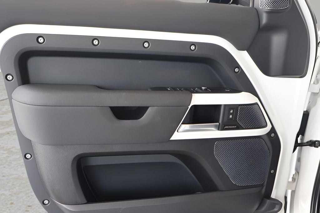 2023 Land Rover Defender 110 S Defender 30th Edition