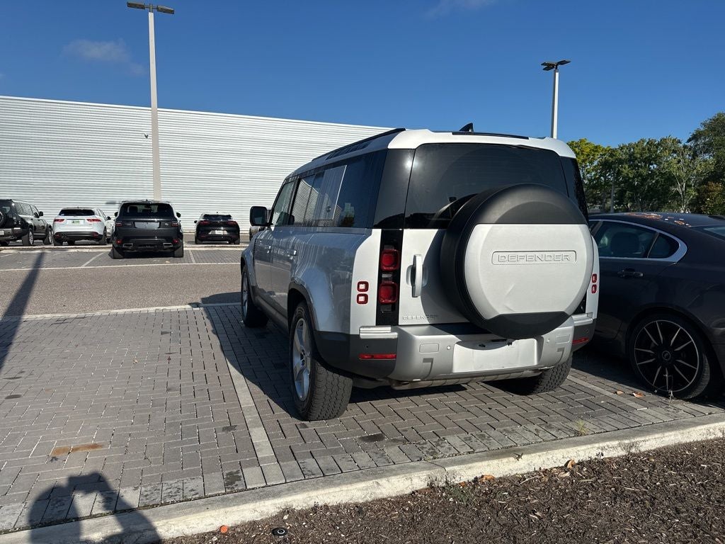 2024 Land Rover Defender 110 S