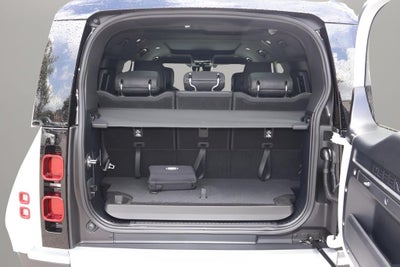 2025 Land Rover Defender 130 S