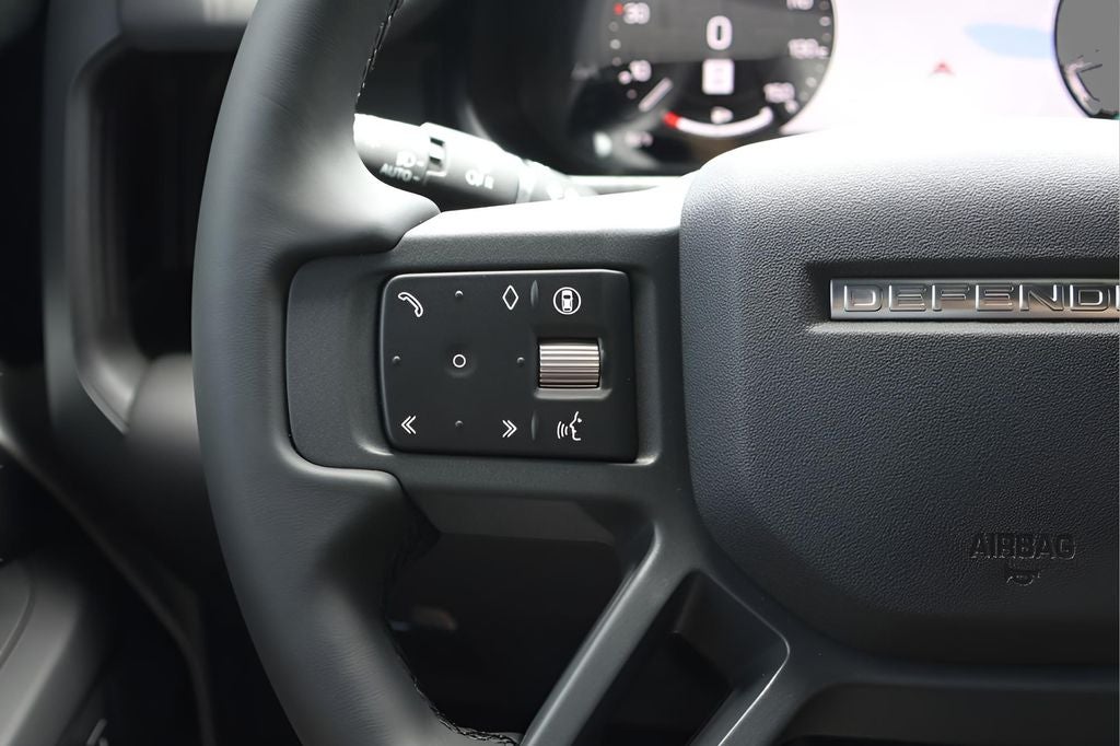 2025 Land Rover Defender 130 S