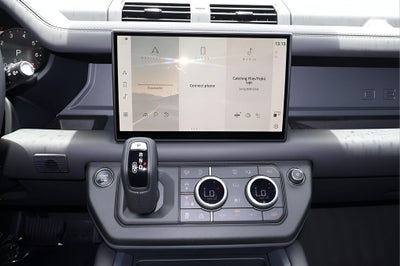 2025 Land Rover Defender 130 S