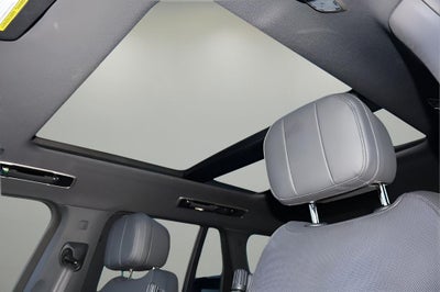 2025 Land Rover Range Rover Plug-In Hybrid SE