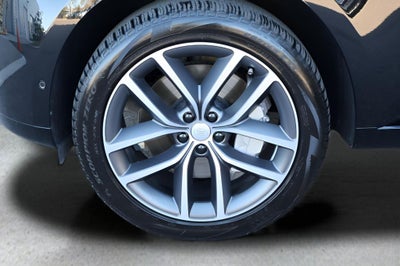 2025 Land Rover Range Rover Plug-In Hybrid SE