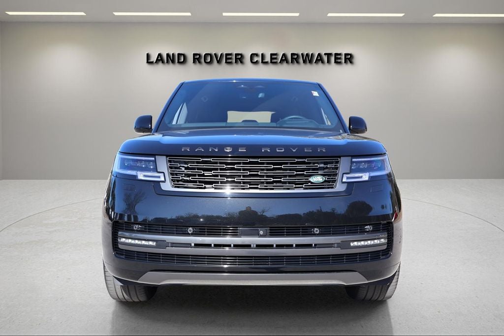 2025 Land Rover Range Rover Plug-In Hybrid SE