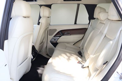 2024 Land Rover Range Rover SE