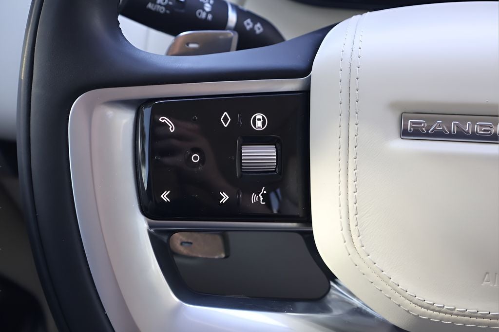 2024 Land Rover Range Rover SE