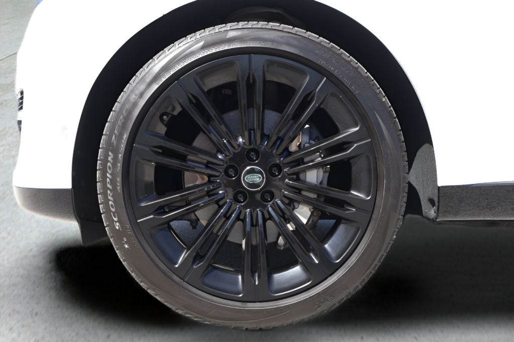 2024 Land Rover Range Rover SE