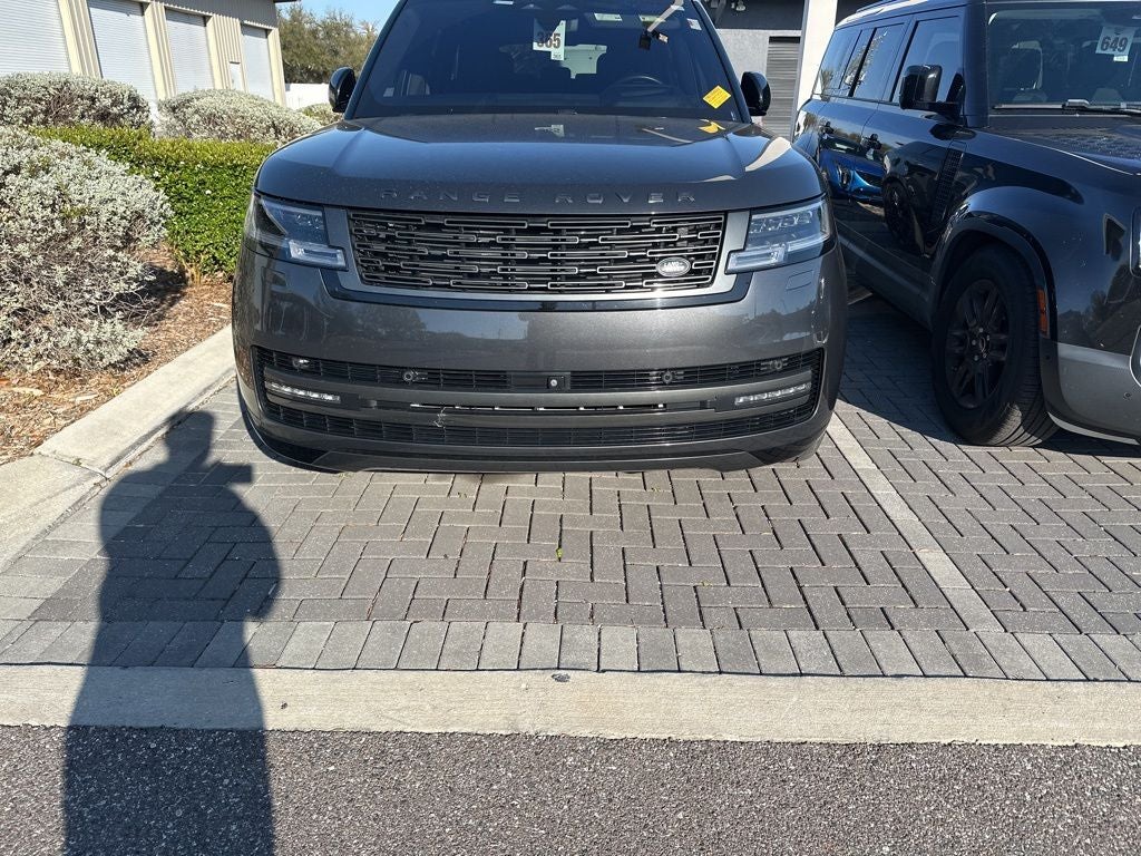2023 Land Rover Range Rover SE LWB